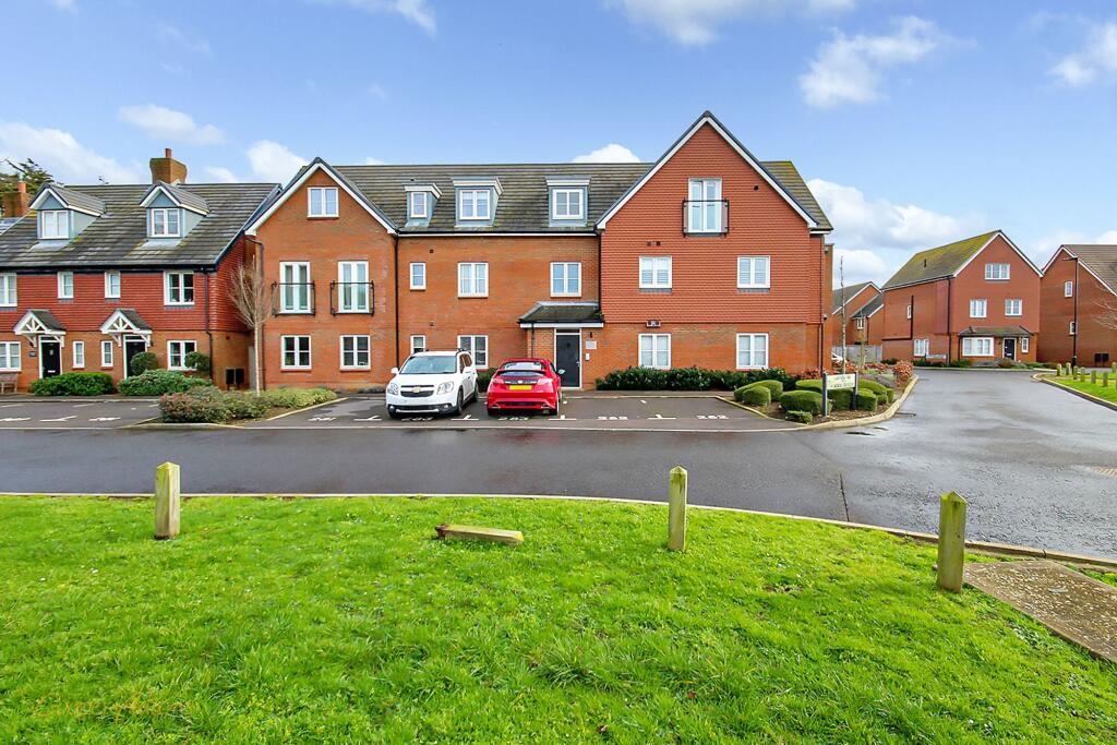 Main image of property: Acacia Crescent, Angmering, BN16