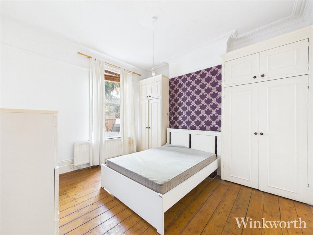 Apartment in London - View 4