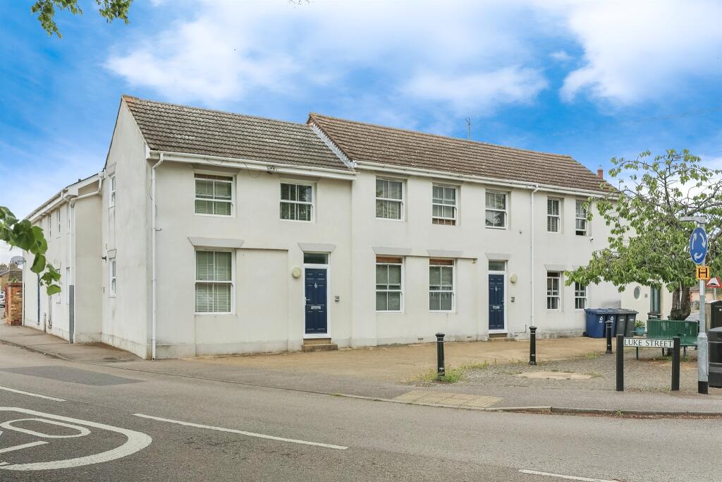 Main image of property: Berkley Street, Eynesbury, St. Neots