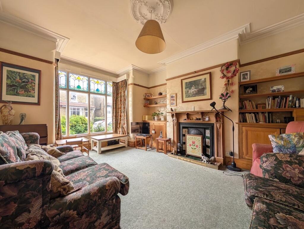 Avondale Road, Shipley, BD18 photo 2