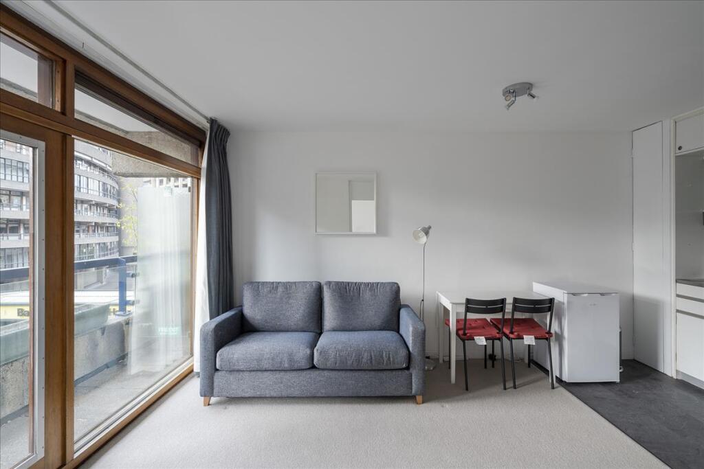 Apartment in London, City of London - View 4