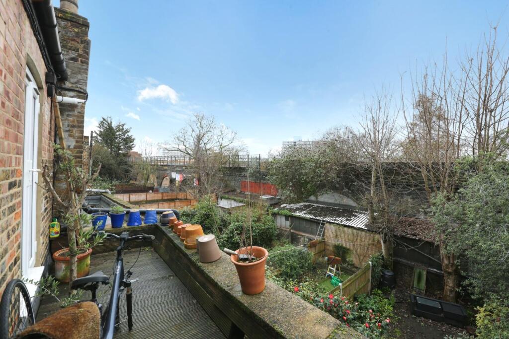 Main image of property: Flaxman Road, London, SE5