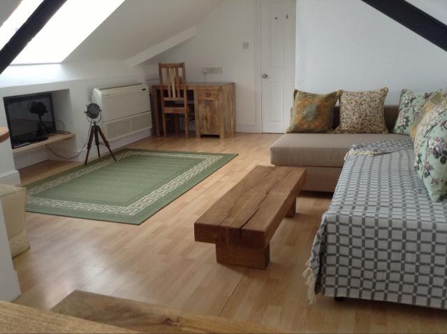 Studio flat for rent
