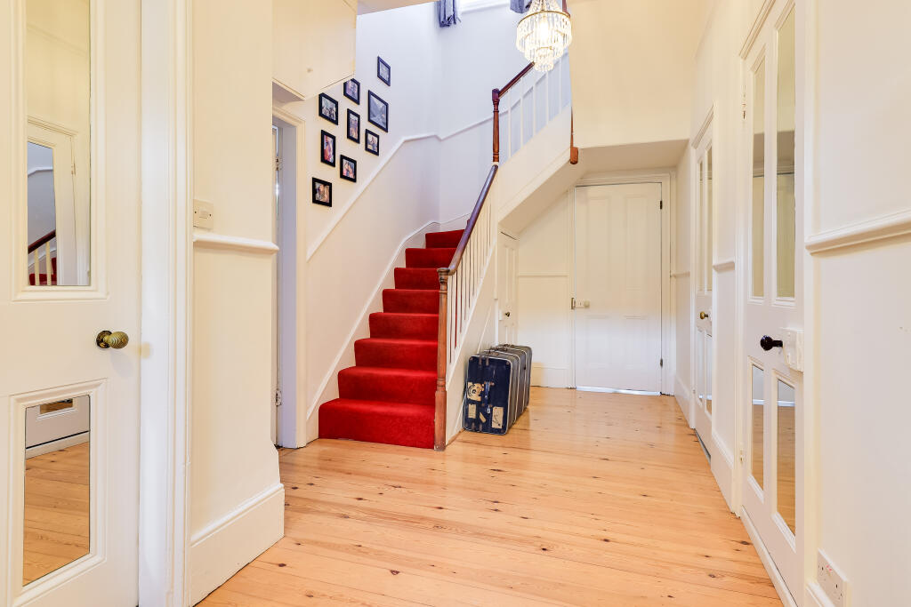House in Cambridge, Chesterton - View 3