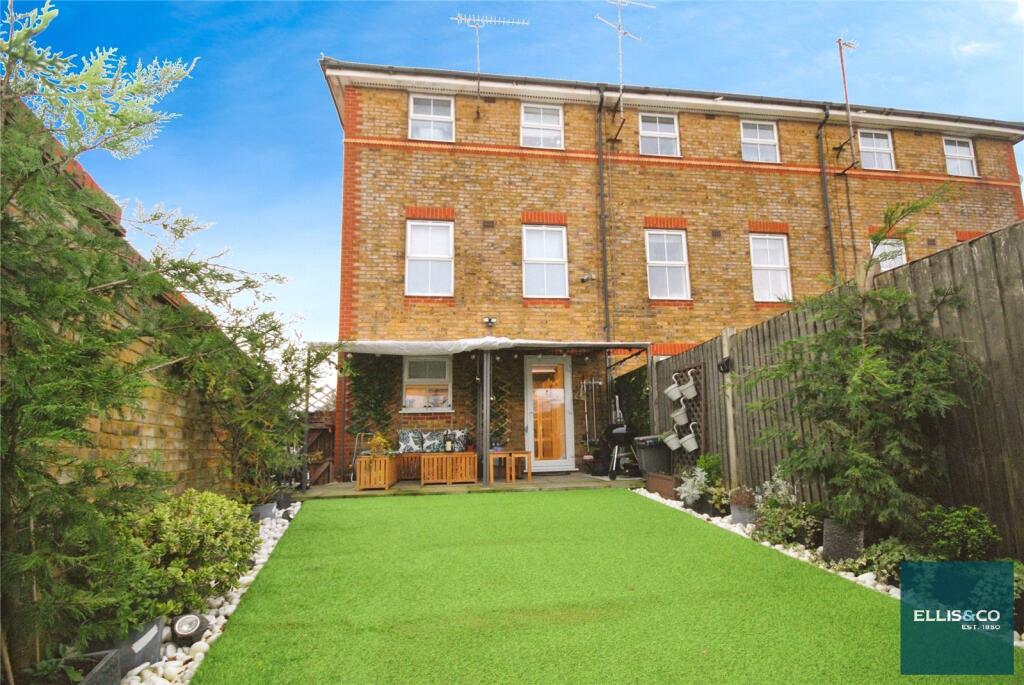 House in London - View 3