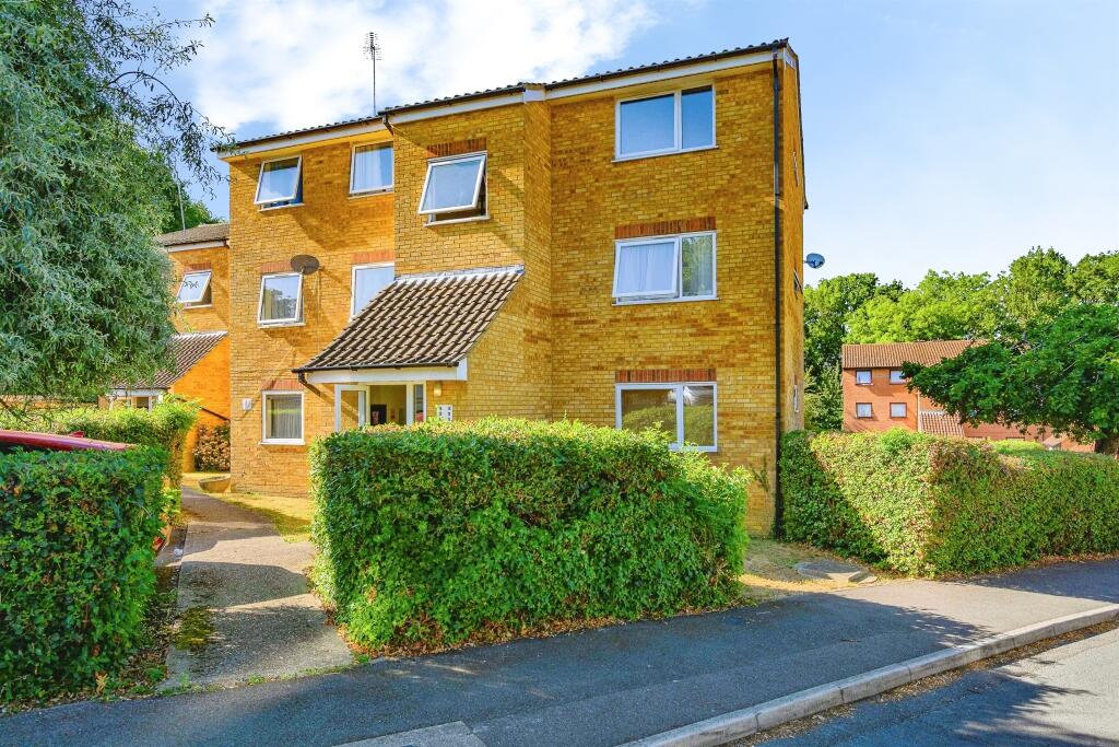Main image of property: Valley Green, Hemel Hempstead