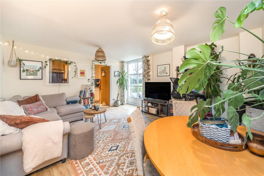 Main image of property: Barrier Point Road, London, E16