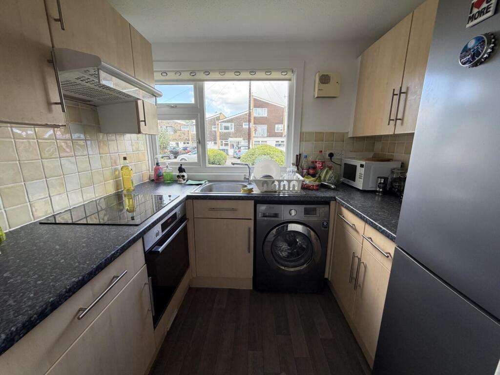 Apartment in Lancing - View 2