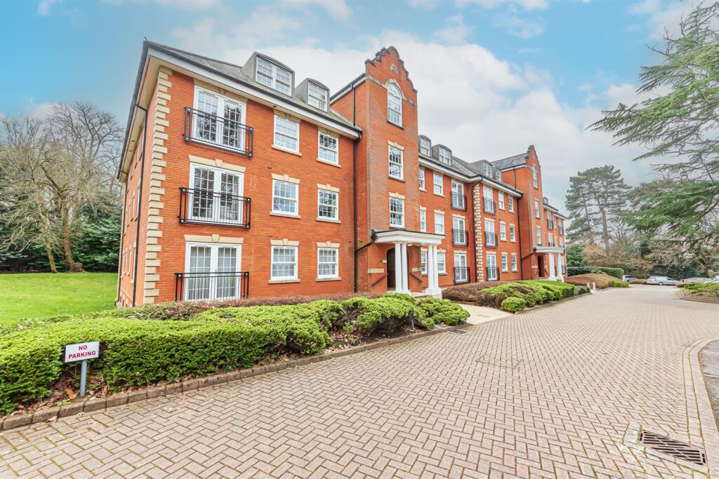 Main image of property: Keephatch House, Montague Close, Wokingham, RG40
