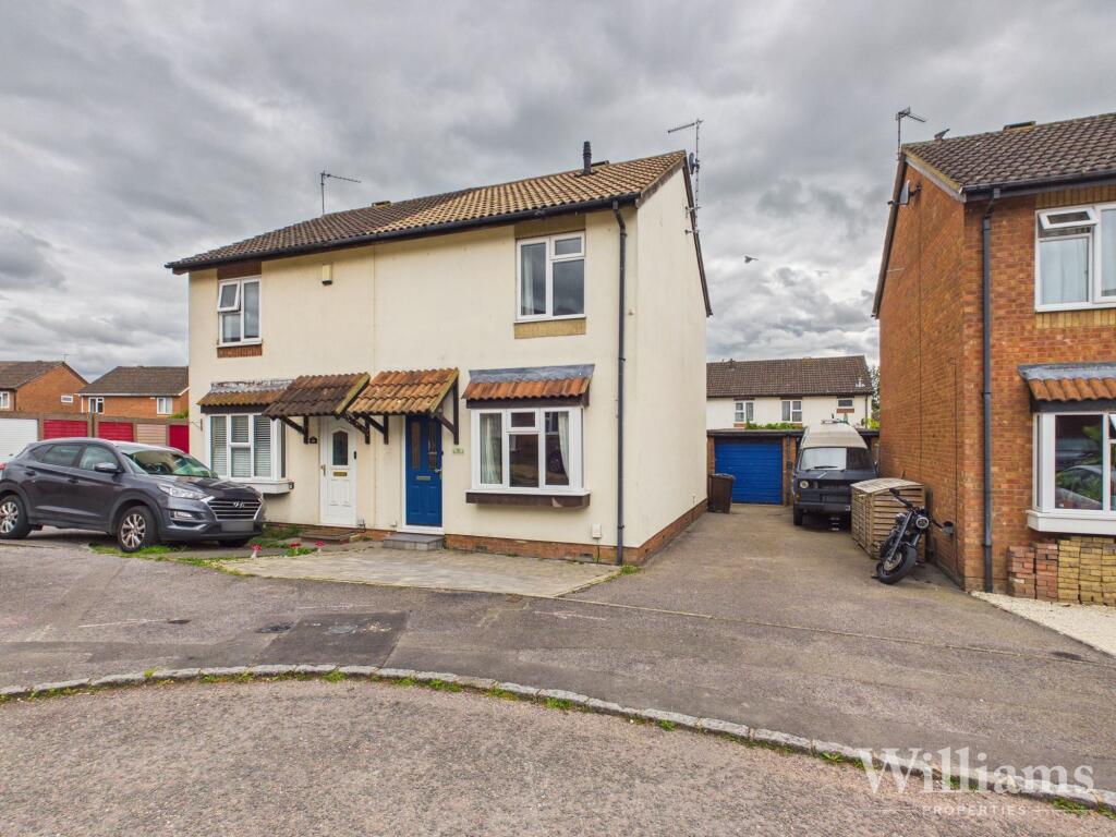 Main image of property: Ravensbourne Road, Aylesbury, HP21