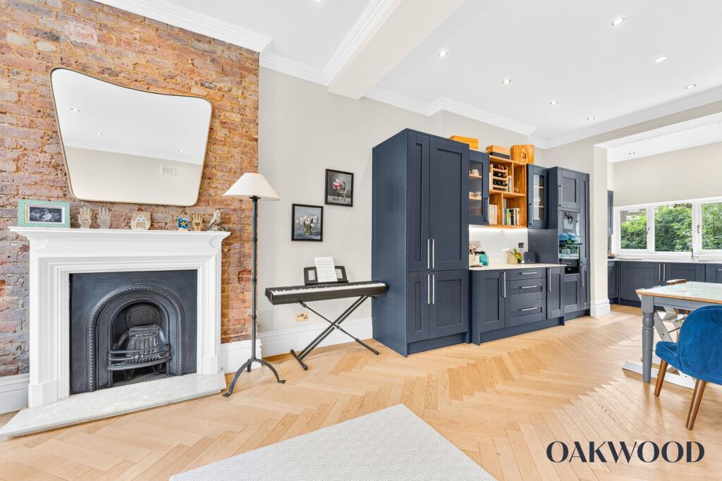 Apartment in London - More