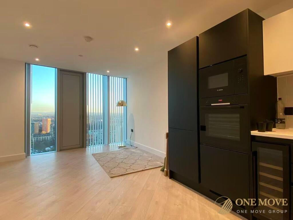 Main image of property: Vista River Tower, Manchester, M3