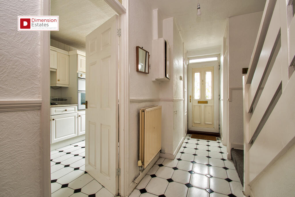 3 bedroom maisonette for rent