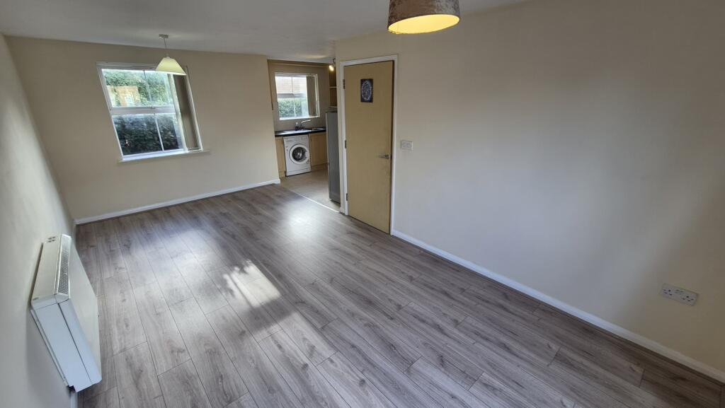 Apartment in Leicester - View 4
