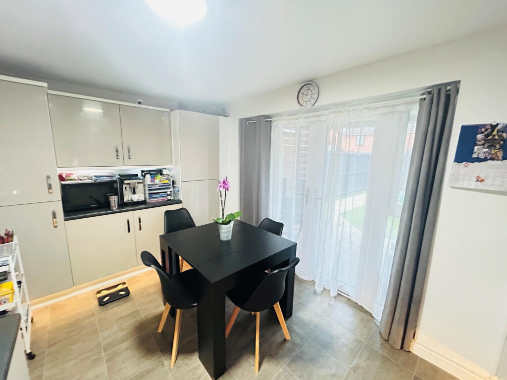 House in Preston - View 4