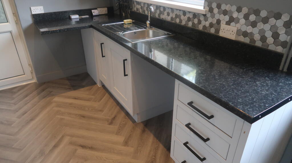 House in Tredegar, Rhymney - View 4