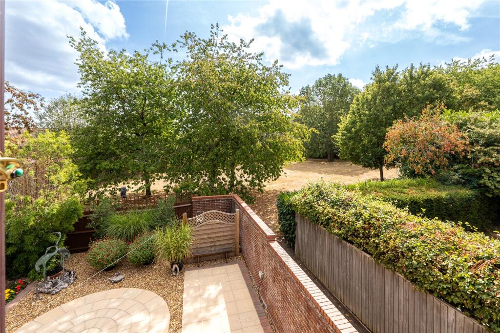 House in South Oxfordshire, Didcot - More
