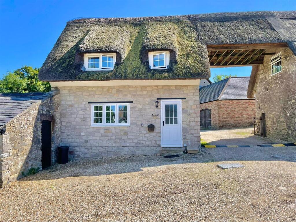 Main image of property: Laurel Cottage, Osmington