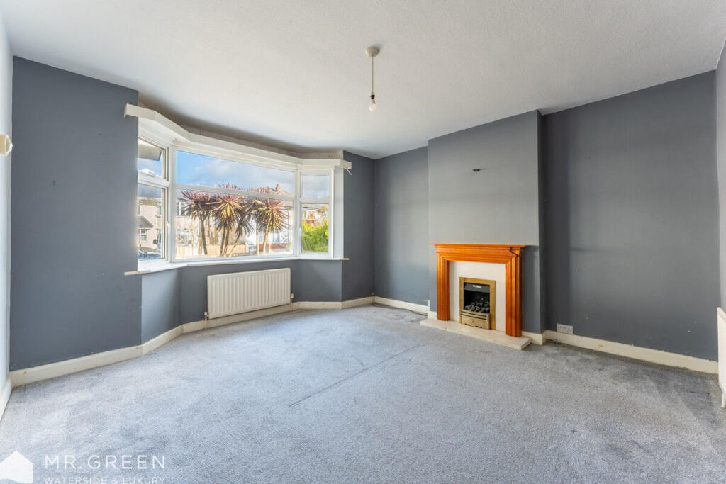 Corhampton Road, Bournemouth, BH6 photo 4