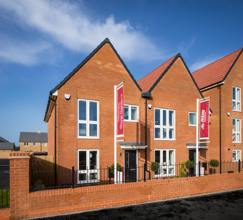 3-bed terraced on Royal Gardens, Wixams, MK45, £365,000