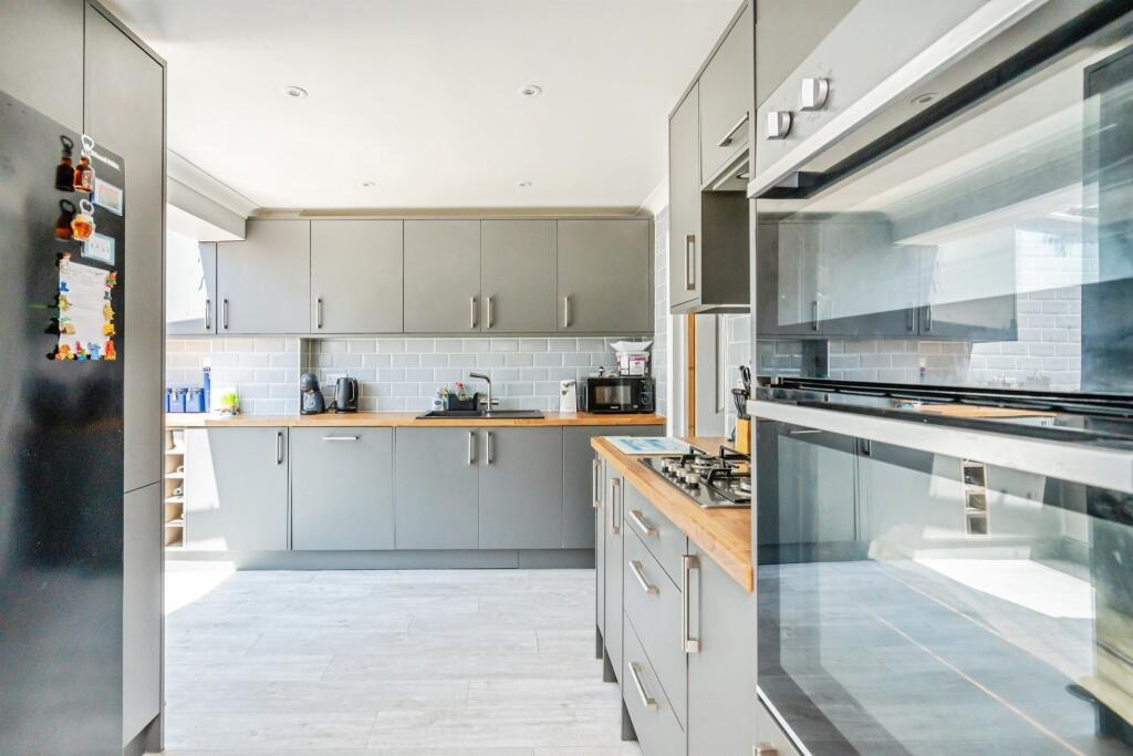 House in Arun, Aldwick - View 2