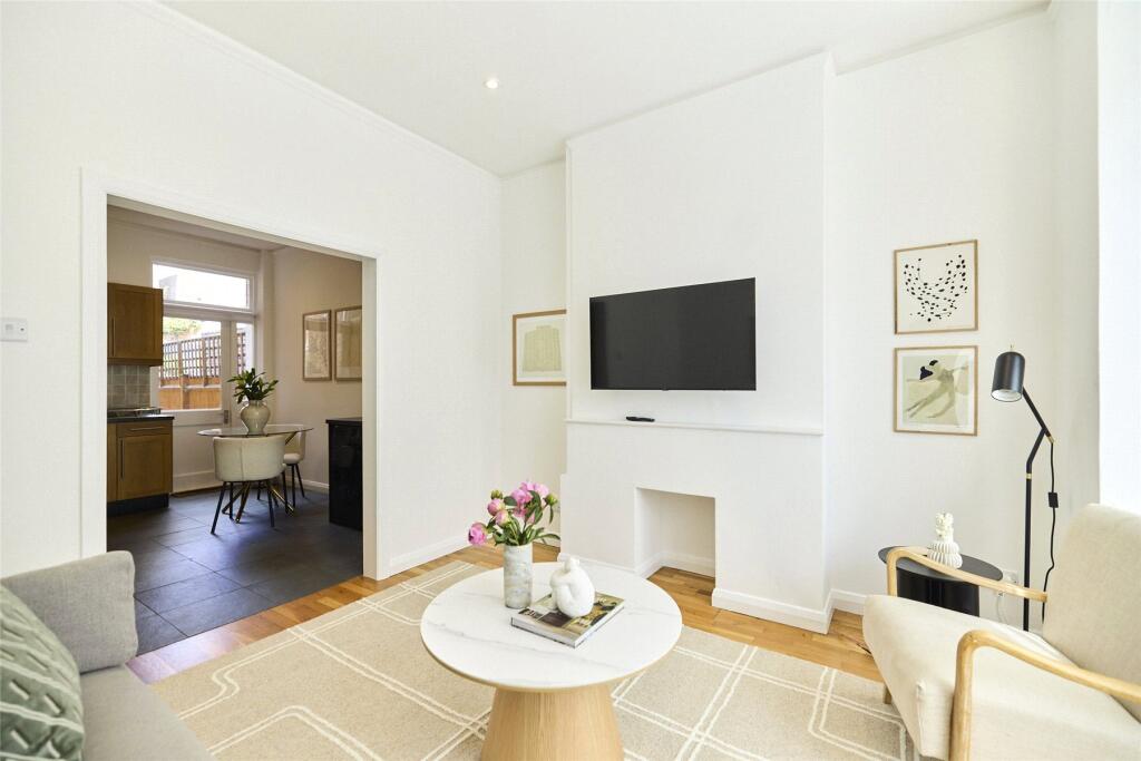 Apartment in London - View 2