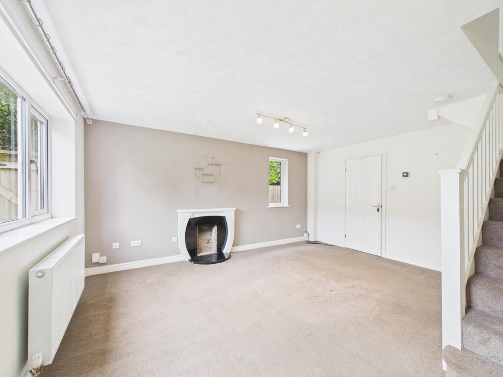 Attlebridge Close, Derwent Heights photo 4