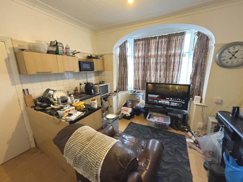 Marton Drive, Blackpool, FY4 3EU photo 5