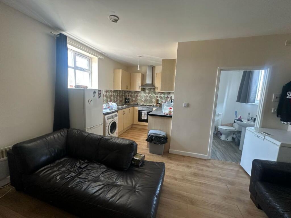 2 Lady Lane, Longford, Coventry, West Midlands, CV6 6AZ photo 4