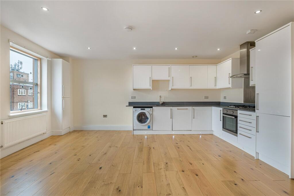 Upper Wickham Lane, Welling, Kent, DA16 photo 4