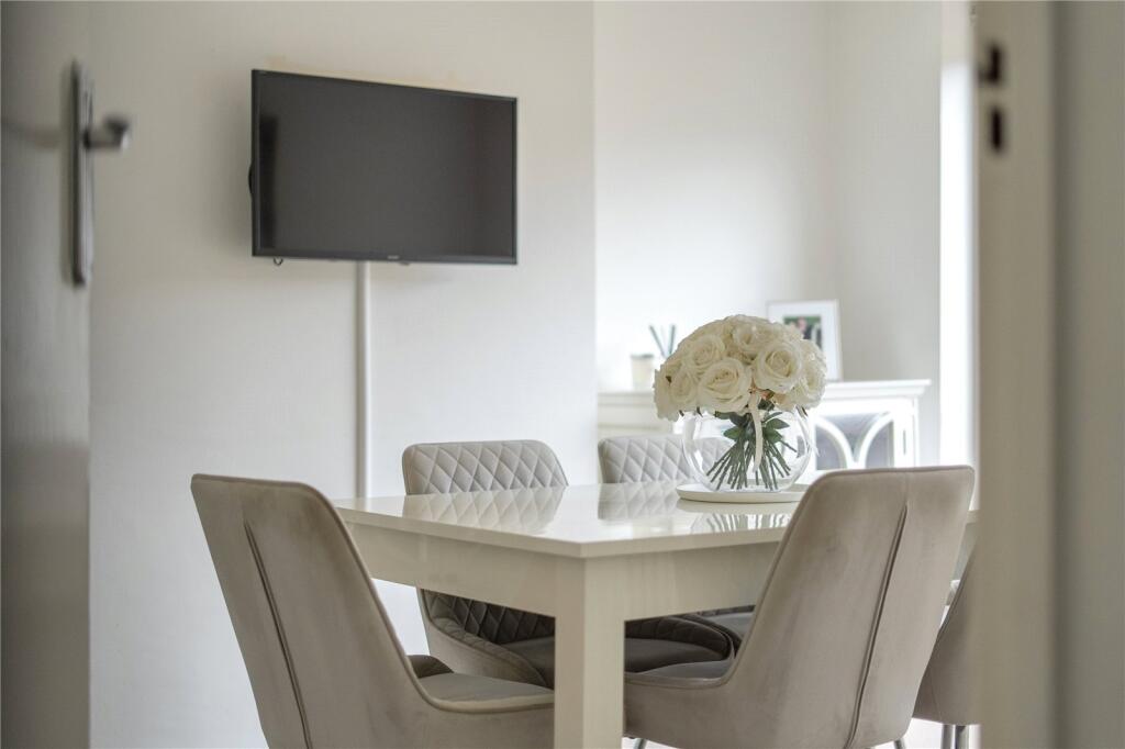 House in Dartford - View 3