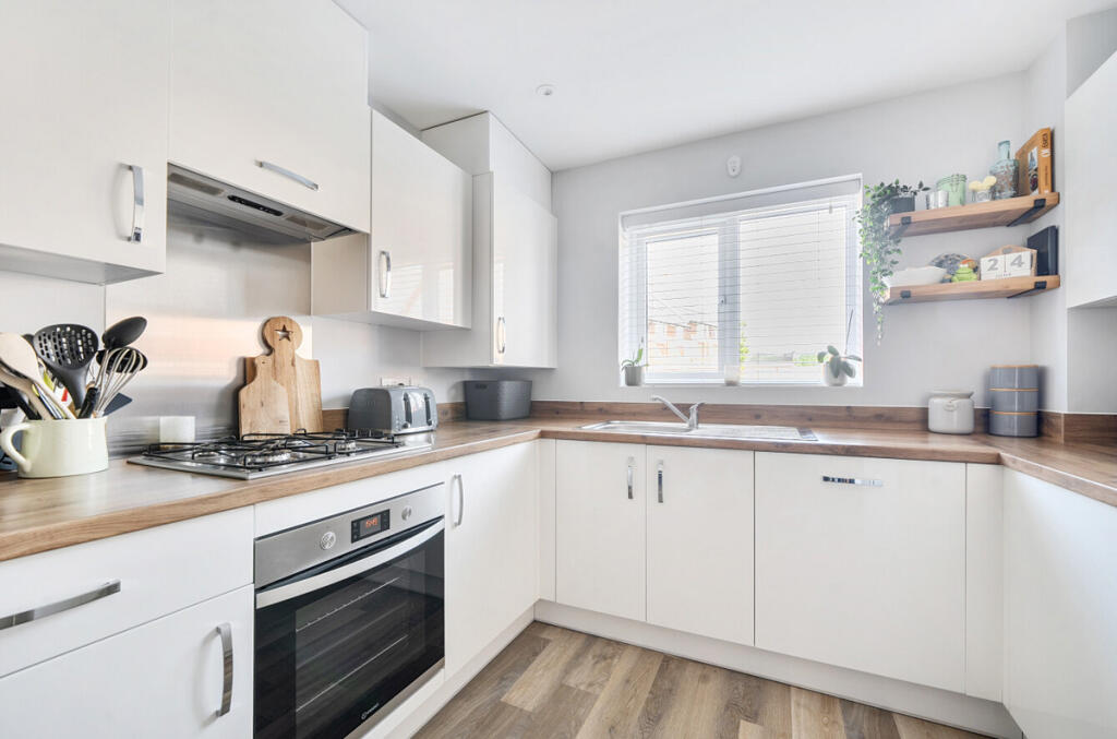 House in Chichester, Parklands - More