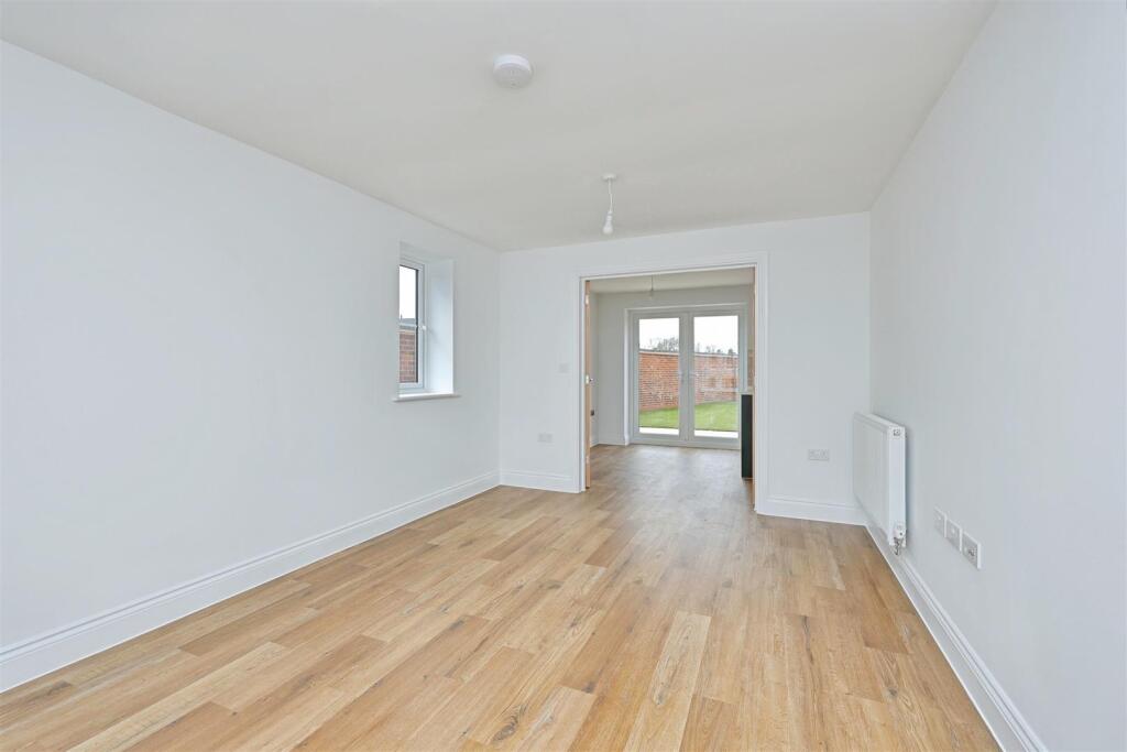 Plot 24, The Strumpshaw, Saxon Fields, Woodton photo 4