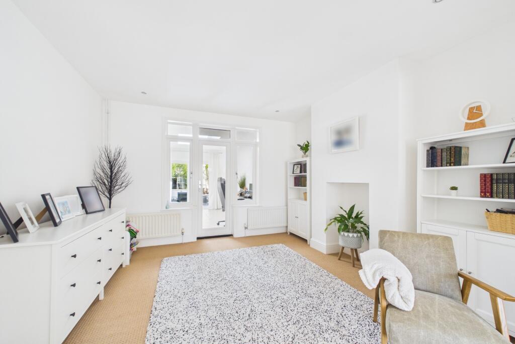 House in Cambridge, Romsey - View 4