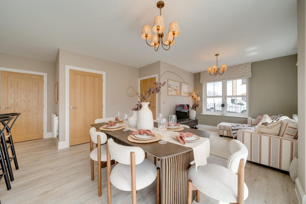 House in Taunton, Monkton Heathfield - View 5