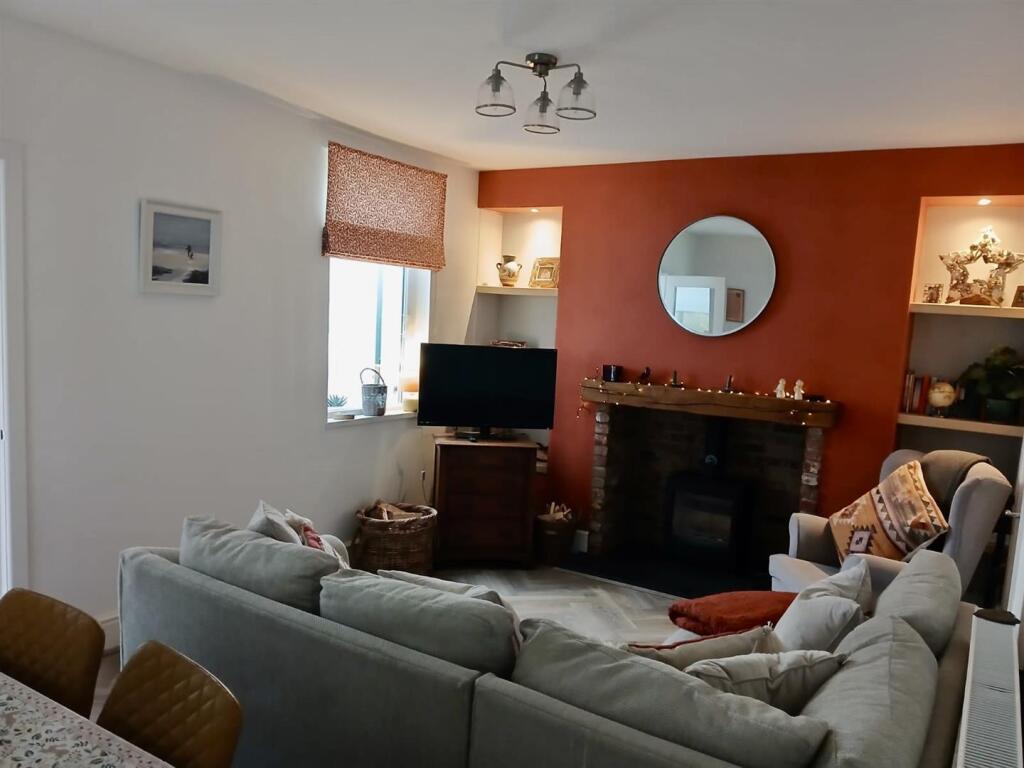 House in Swansea - More