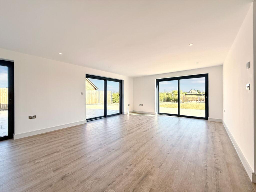 House in Swindon - View 5