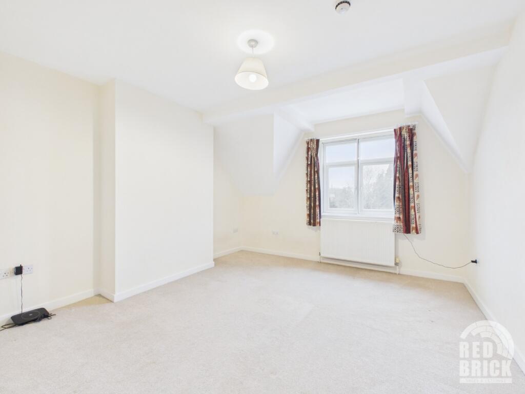 Additional image 3 of Station Approach, Dorridge, B93