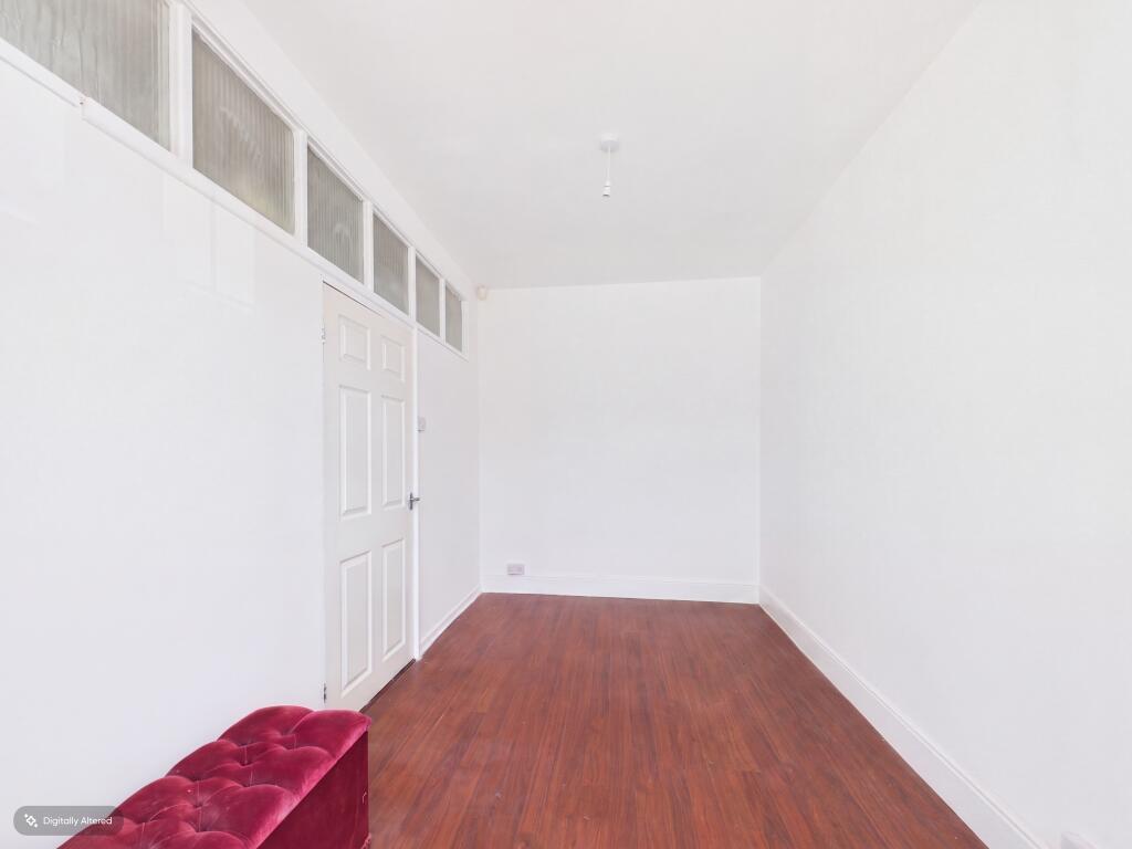 House in Birmingham, West Midlands - View 3