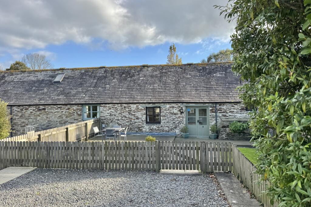 2-bed house on 3 Trevibban Barton Barns, St. Issey, PL27, £395,000