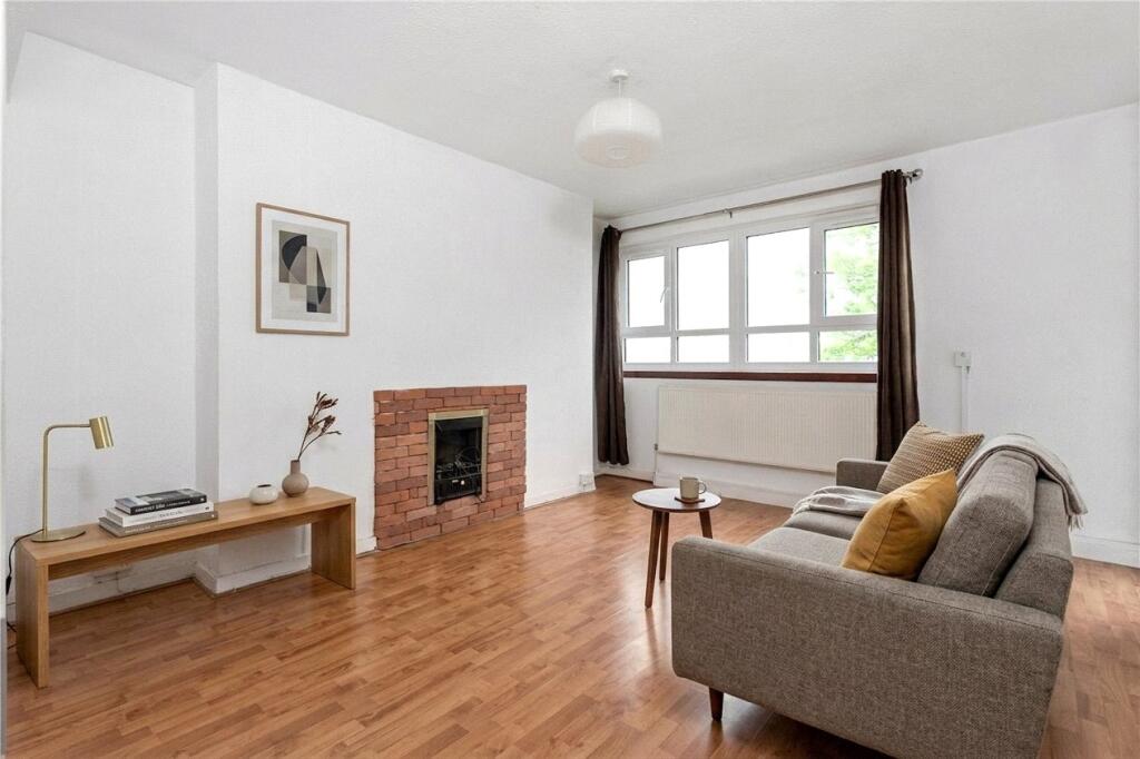 Main image of property: Green Lanes, London, N4