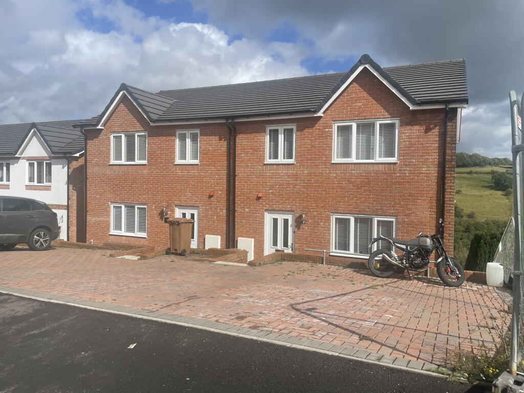 Main image of property: Gelynos Avenue, Argoed, Blackwood, Caerphilly, NP12 0AT
