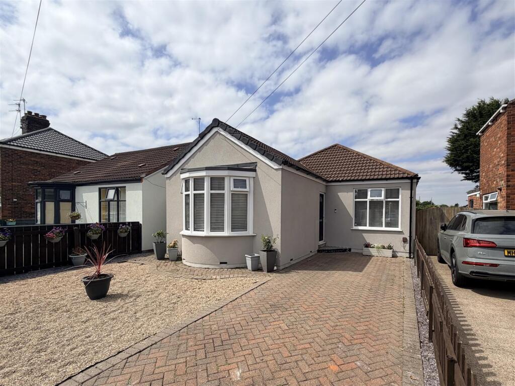 Main image of property: Golf Links Road, Hull