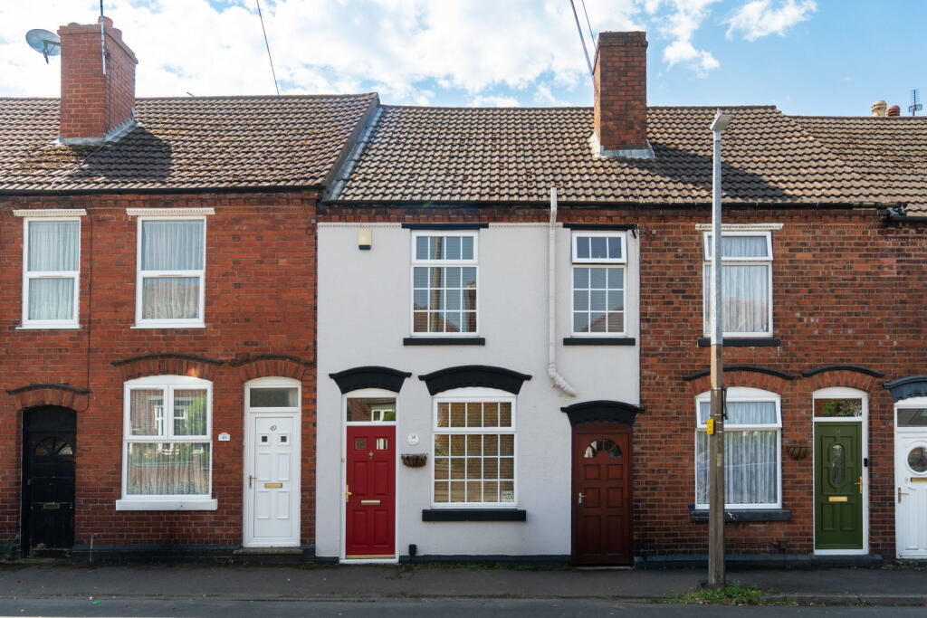 Main image of property: Green Lane, Halesowen, B62 9LP