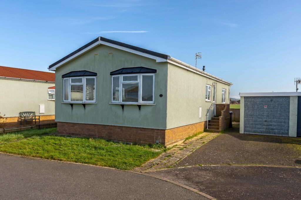 Main image of property: The Broadway, Lancing