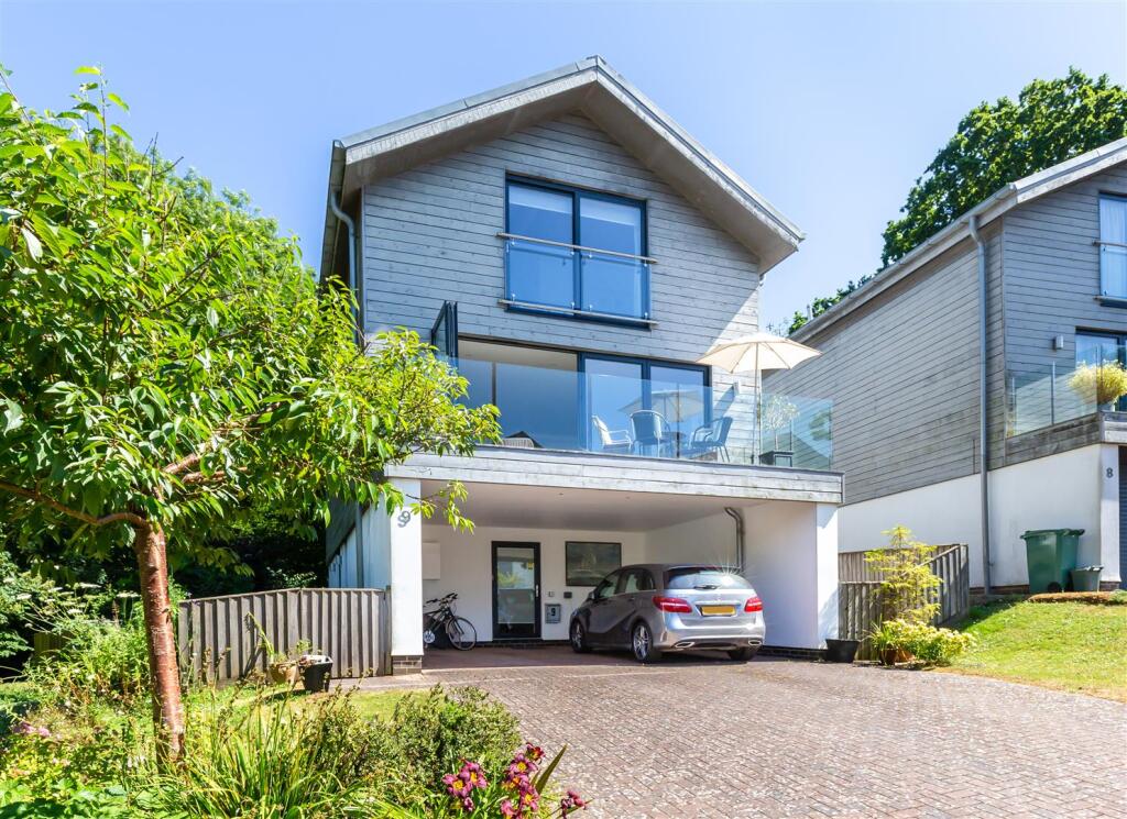 Main image of property: BEAUTIFUL DETACHED HOME, CHAIN FREE - Solent Lawns, Gurnard
