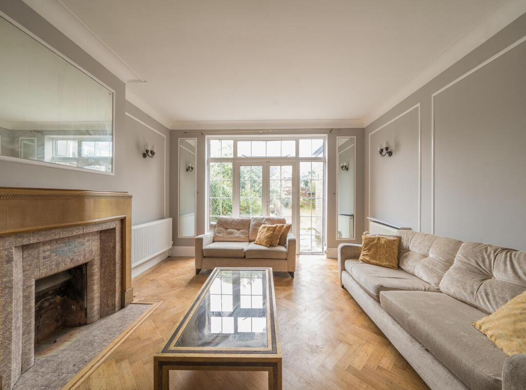 House in London, Dudden Hill, Cricklewood - View 2