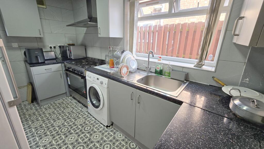 Brynton Road, Longsight photo 4