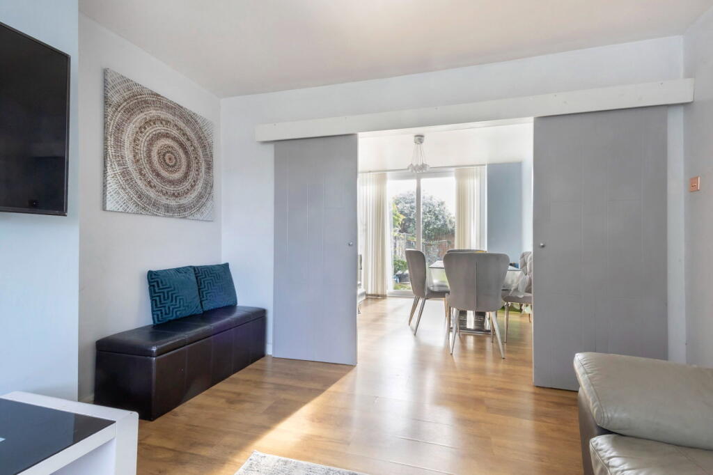 House in Cheltenham, Kingsditch, Alstone - View 3