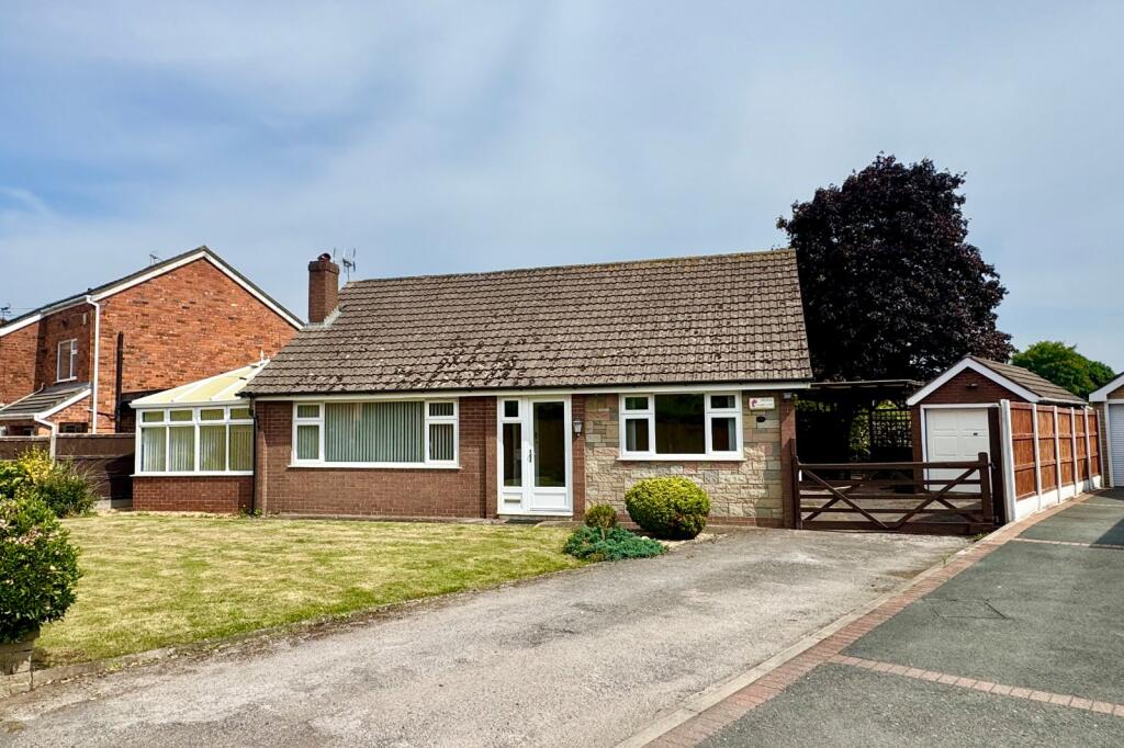2-bed house on The Fields, Willaston, Nantwich, Cheshire, CW5, £345,000